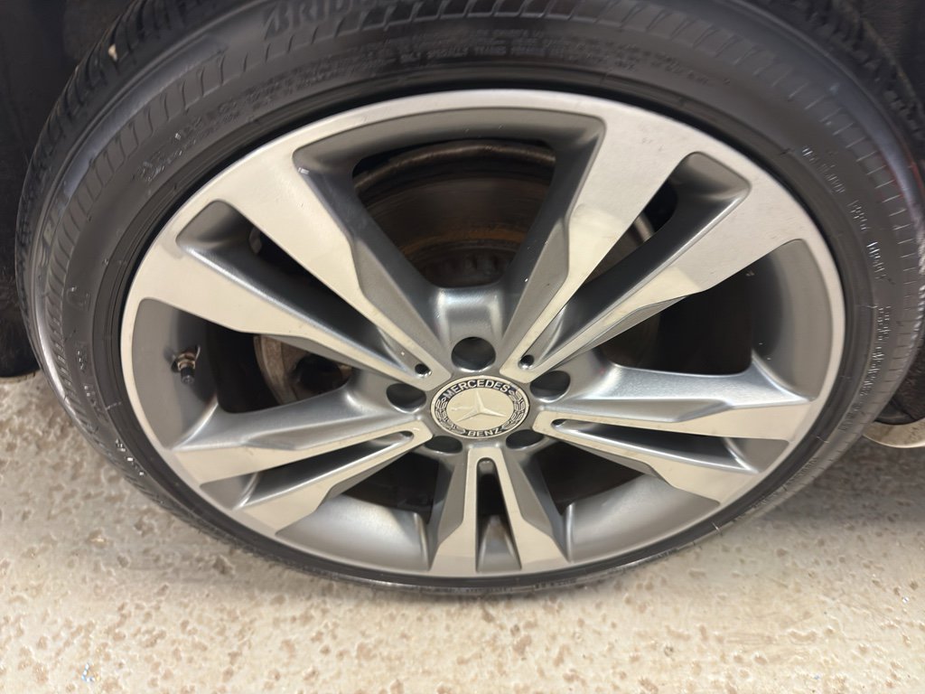 Used 2015 Mercedes-Benz C 300 4MATIC Sedan image 34