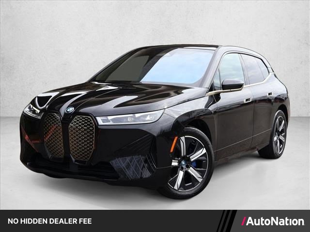 Used 2023 BMW iX xDrive50 w/ Sport Package AWD/4WD image 1