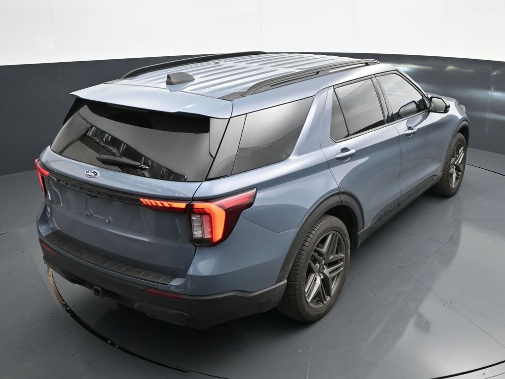 Used 2025 Ford Explorer ST-Line w/ Premium Package RWD image 27