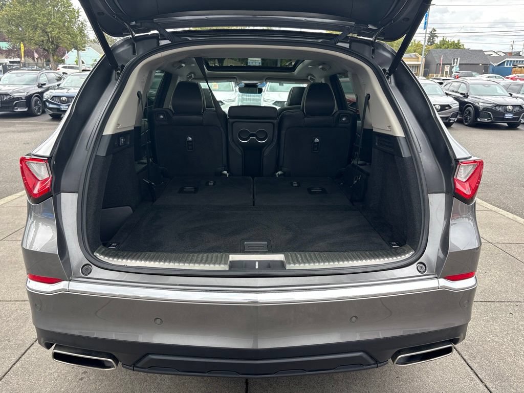 Used 2023 Acura MDX w/ Advance Package AWD/4WD image 32