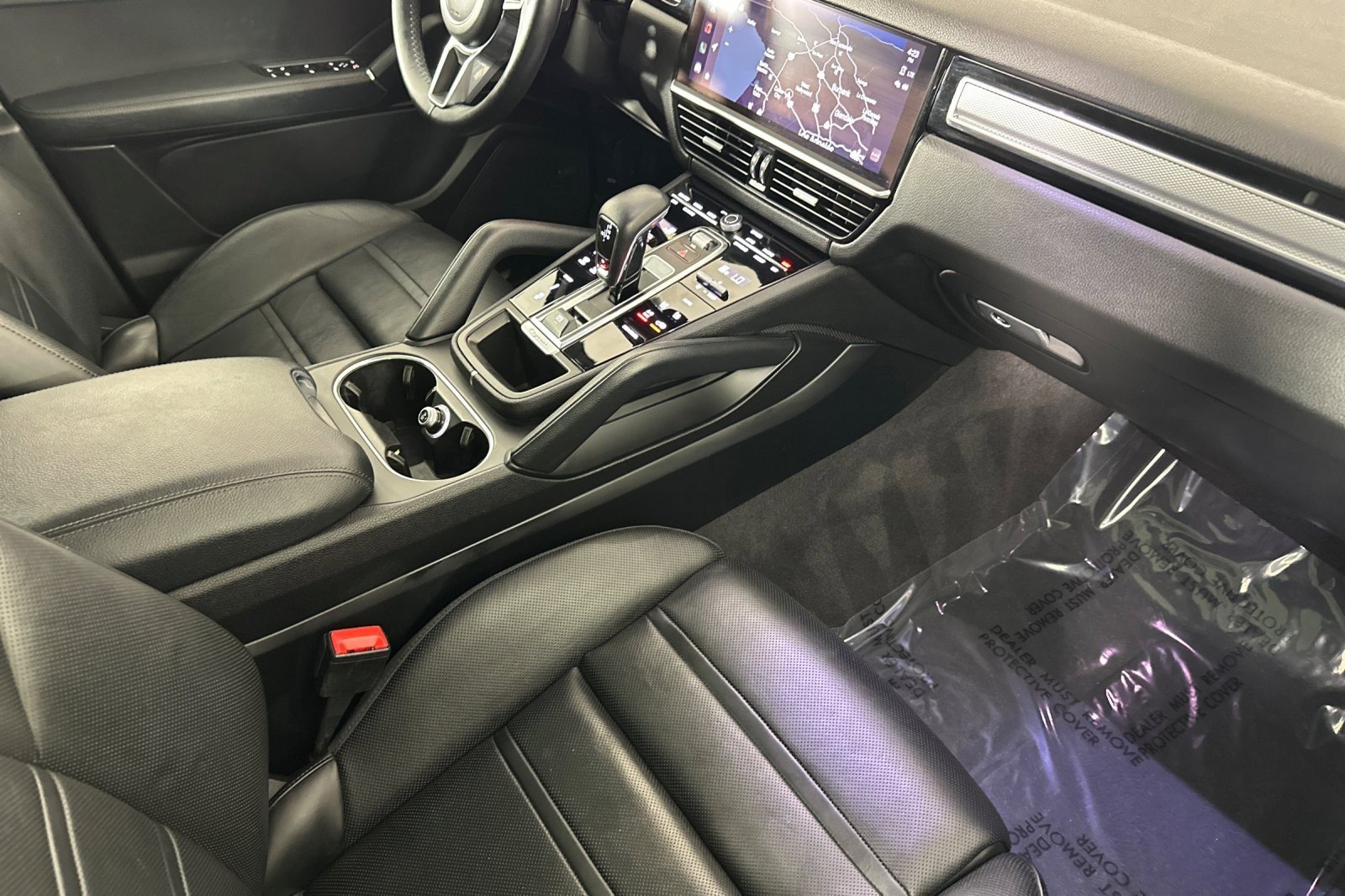 Used 2023 Porsche Cayenne S image 15