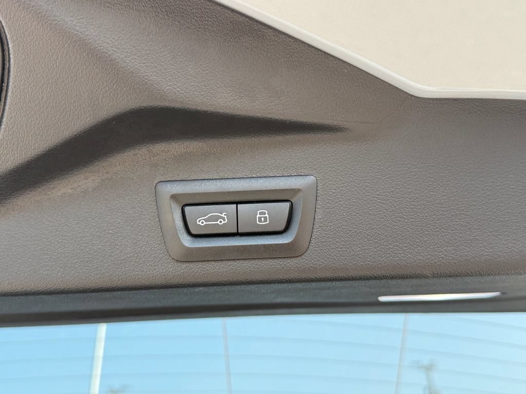 Used 2026 BMW X5 M60i AWD/4WD image 49