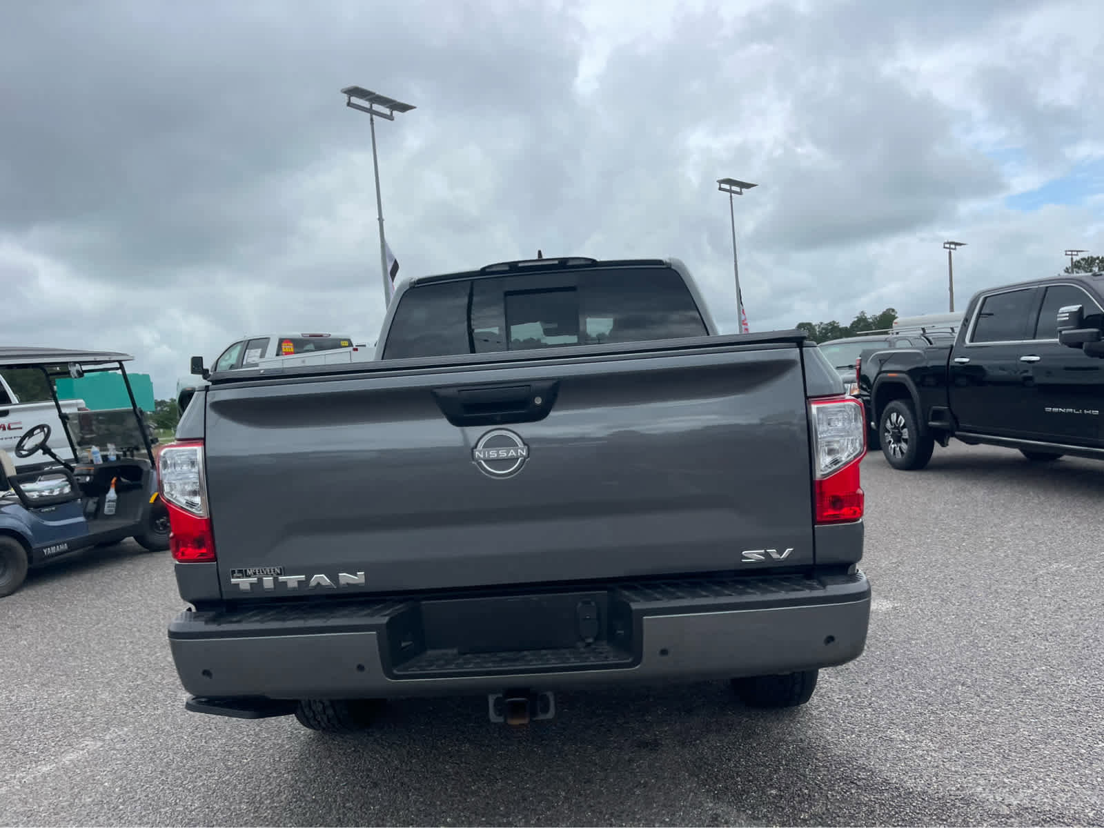 Used 2023 Nissan Titan SV w/ SV Convenience Package RWD image 6