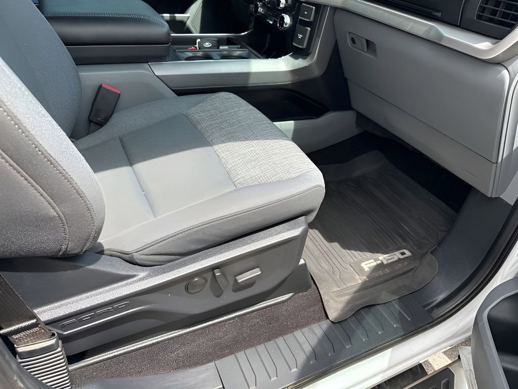 Used 2022 Ford F150 XLT w/ Equipment Group 302A High AWD/4WD image 18