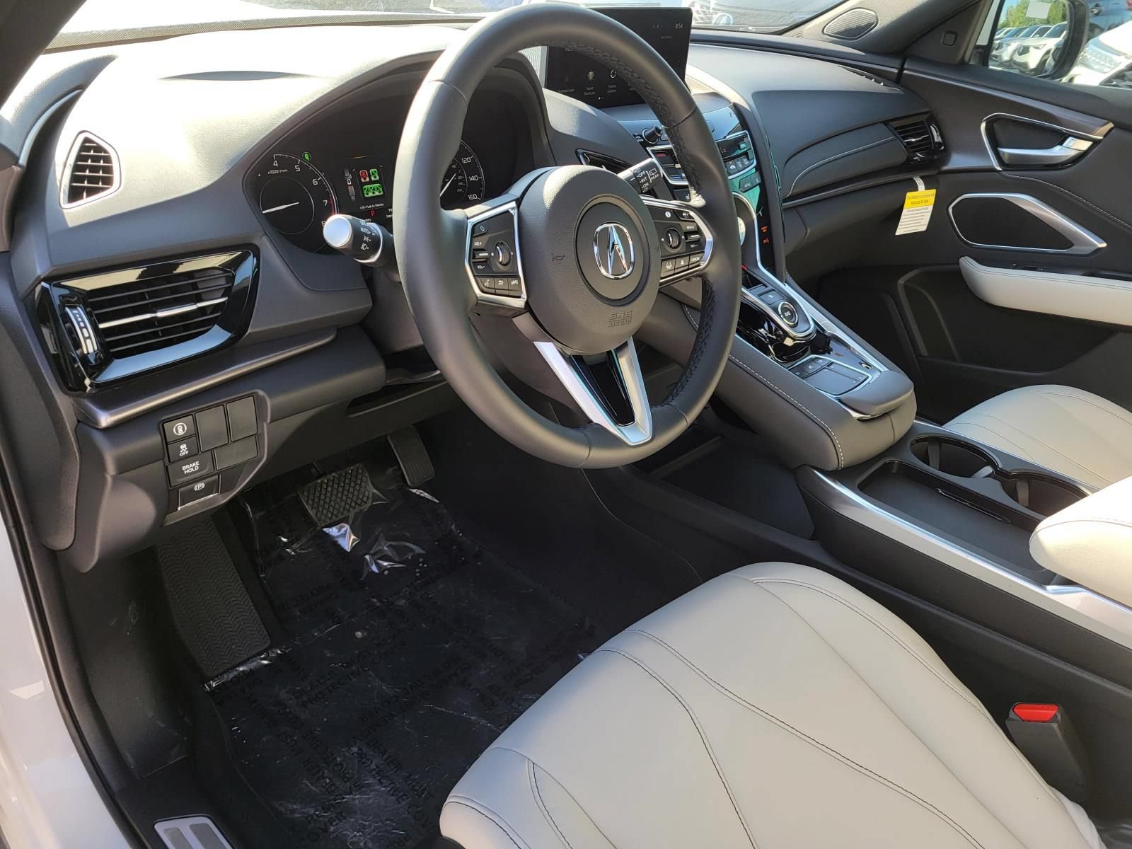 New 2026 Acura RDX SH-AWD image 18