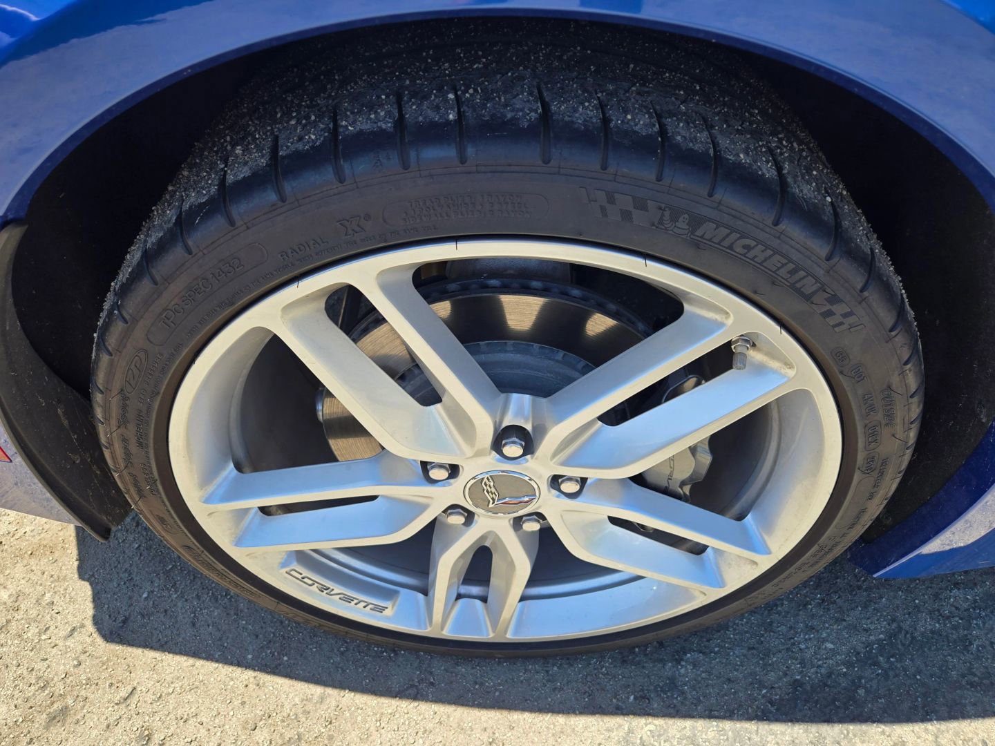 Used 2019 Chevrolet Corvette Stingray Coupe w/ 1LT image 25