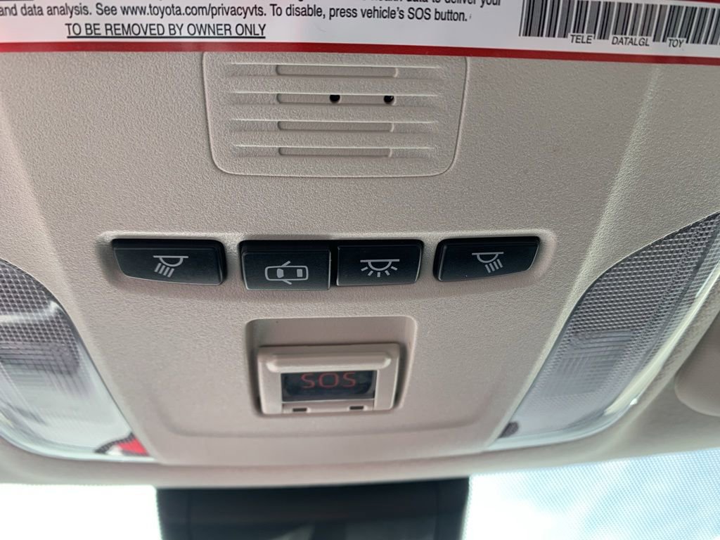 Used 2020 Toyota Corolla LE image 27