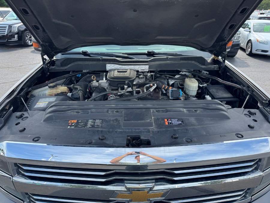Used 2016 Chevrolet Silverado 2500 High Country w/ High Country Premium Package AWD/4WD image 23