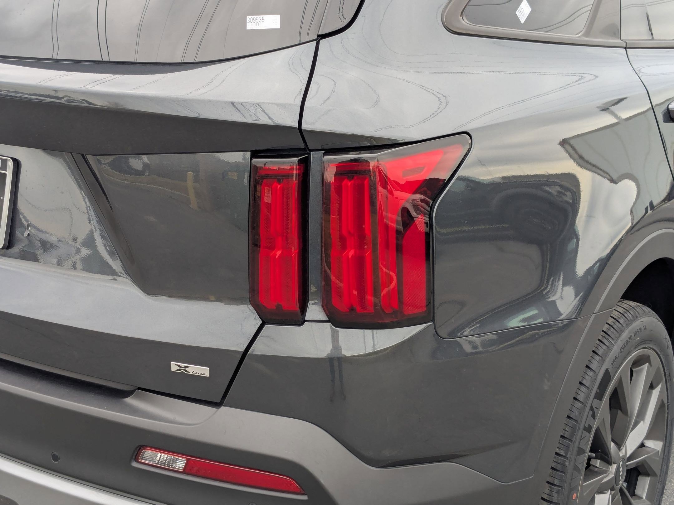 Certified 2023 Kia Sorento SX Prestige AWD/4WD image 11