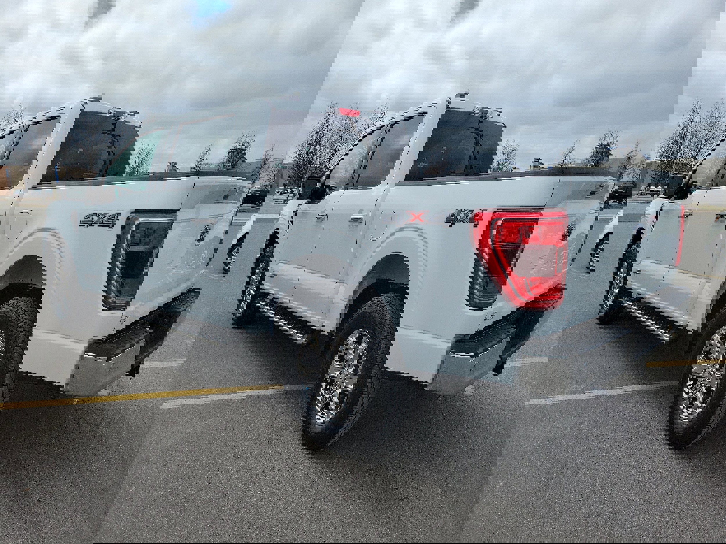 Used 2023 Ford F150 XLT w/ Equipment Group 302A High image 3