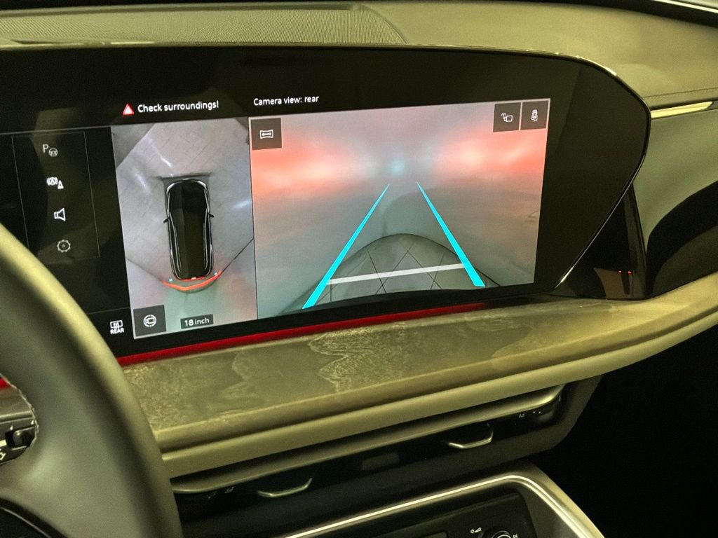 Certified 2025 Audi Q5 Premium w/ Convenience Package image 4