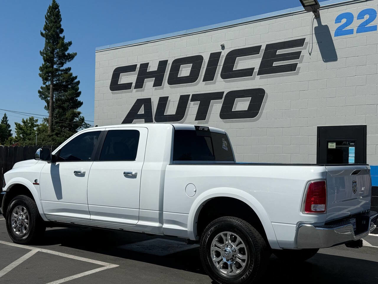 Used 2017 RAM 2500 Laramie image 34