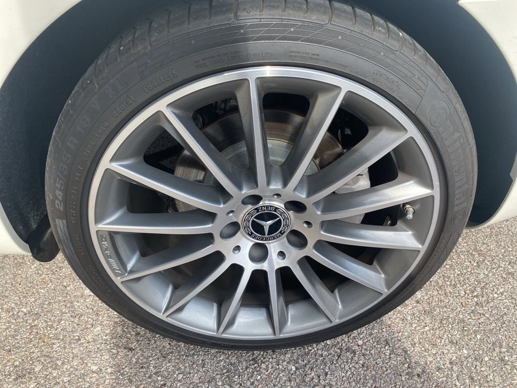 Certified 2020 Mercedes-Benz SLC 300 image 11