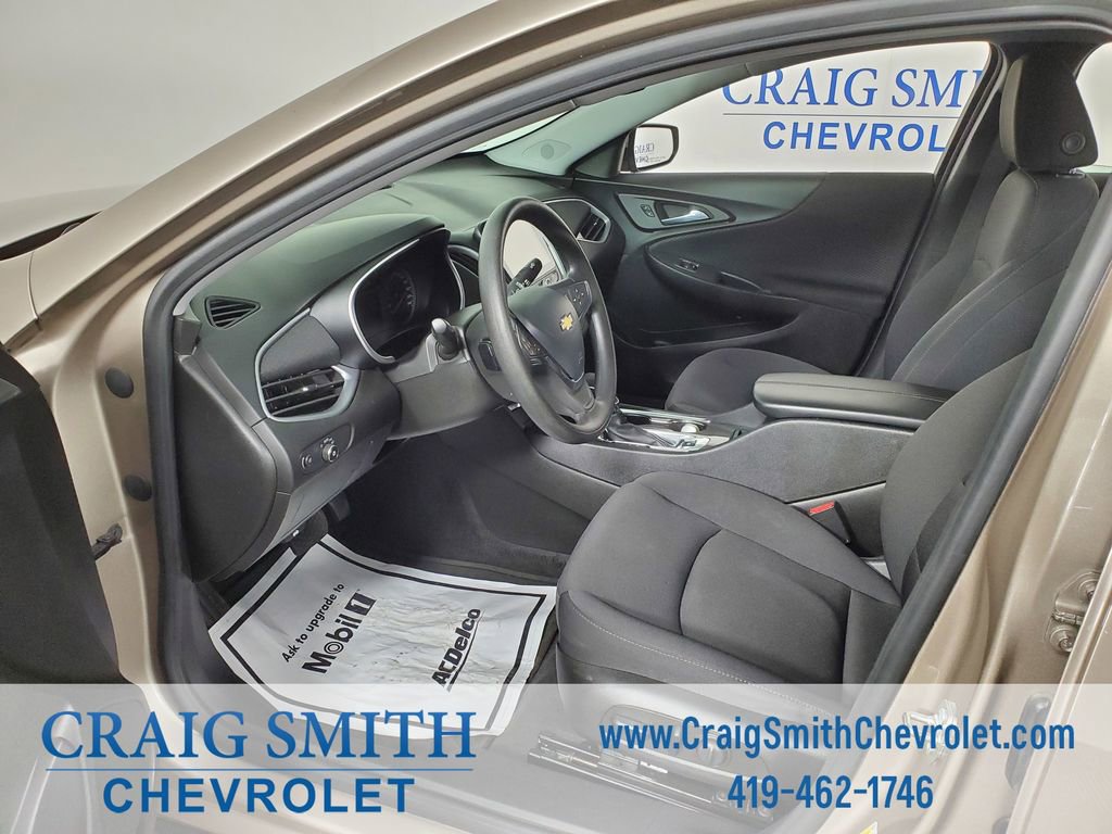 Used 2023 Chevrolet Malibu LT FWD image 27