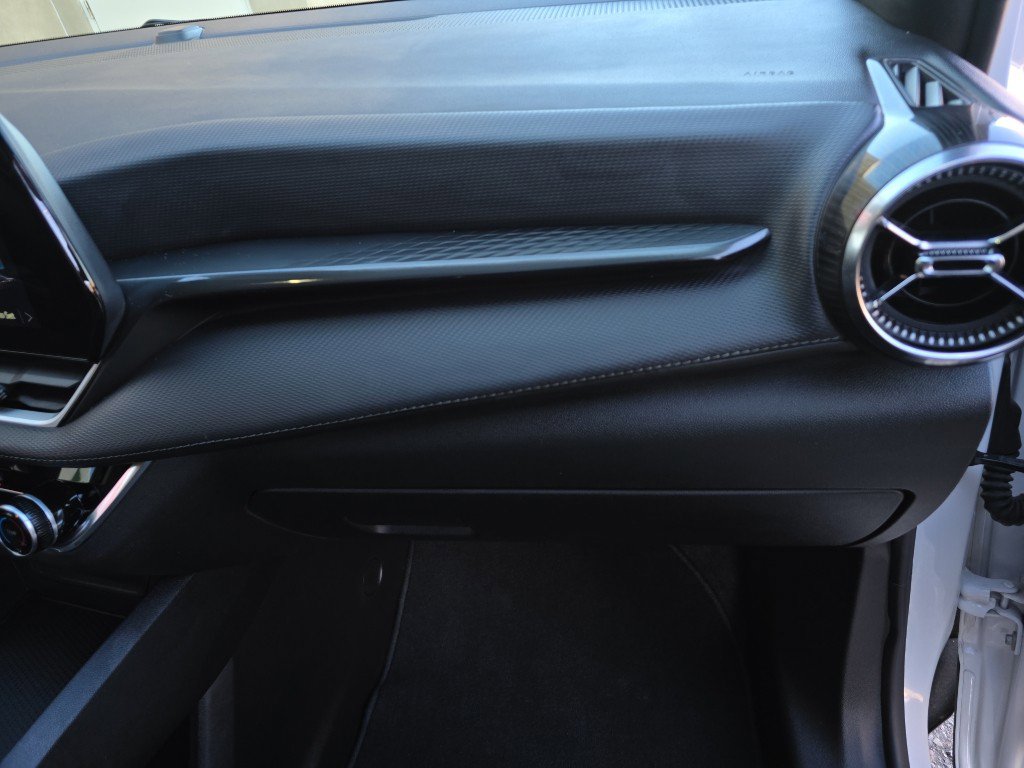 Used 2025 Chevrolet Equinox LT image 18