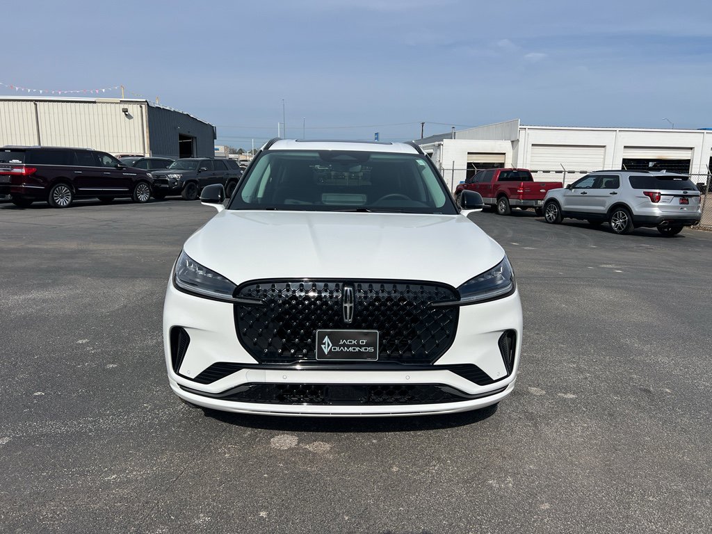 New 2026 Lincoln Aviator 2WD w/ Jet Appearance Package image 2