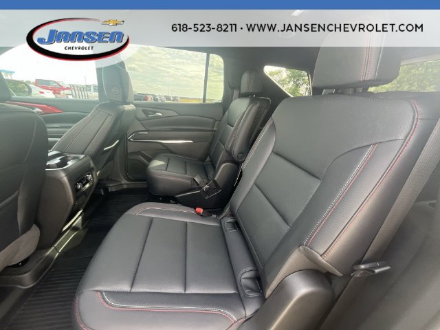 Used 2026 Chevrolet Traverse Z71 w/ LPO, Floor Liner Package AWD/4WD image 24