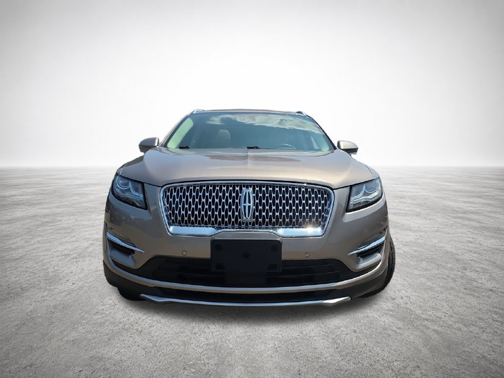 Used 2019 Lincoln MKC Reserve AWD/4WD image 3