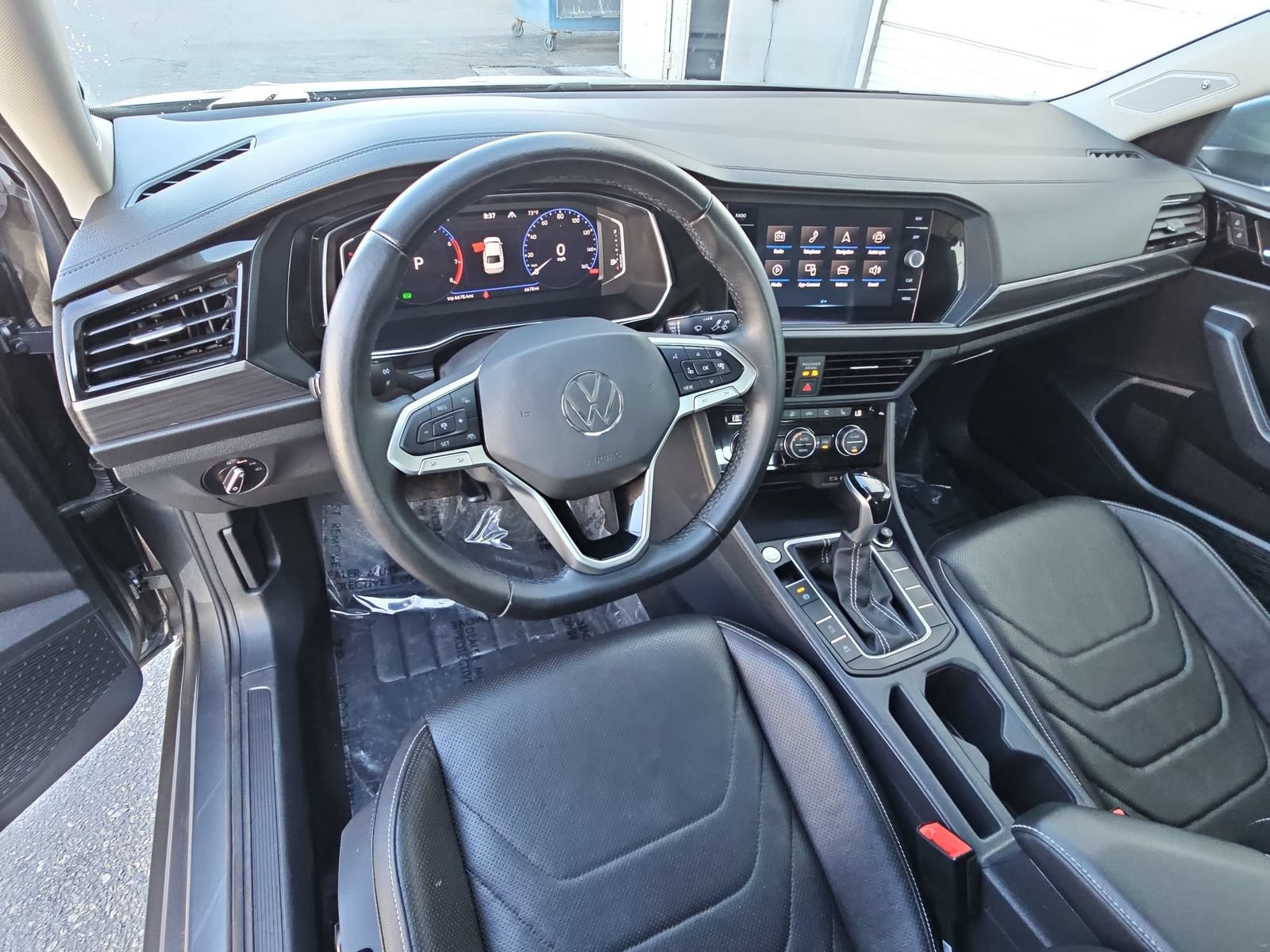 Used 2022 Volkswagen Jetta SEL FWD image 14