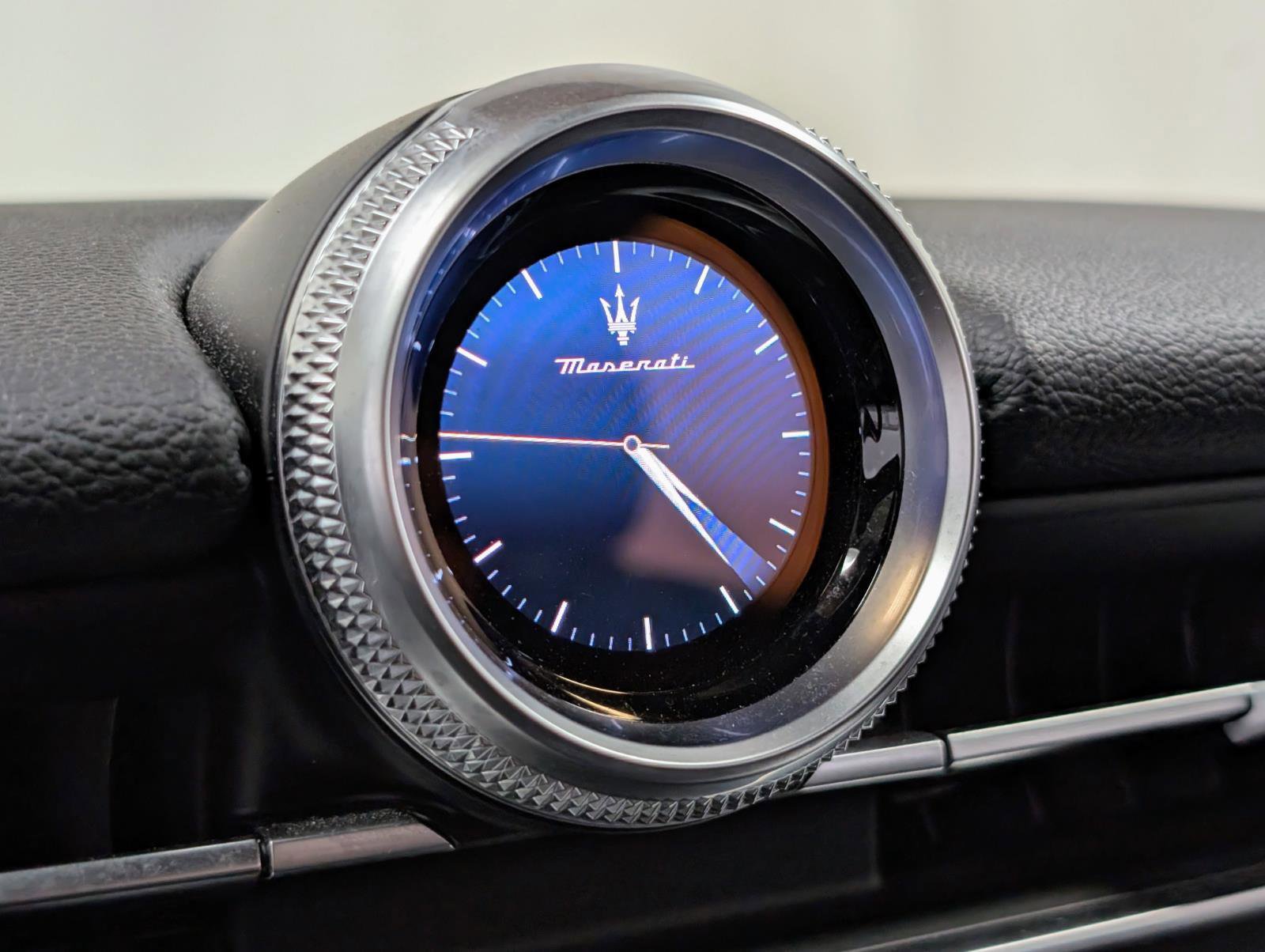 Used 2023 Maserati Grecale GT image 36