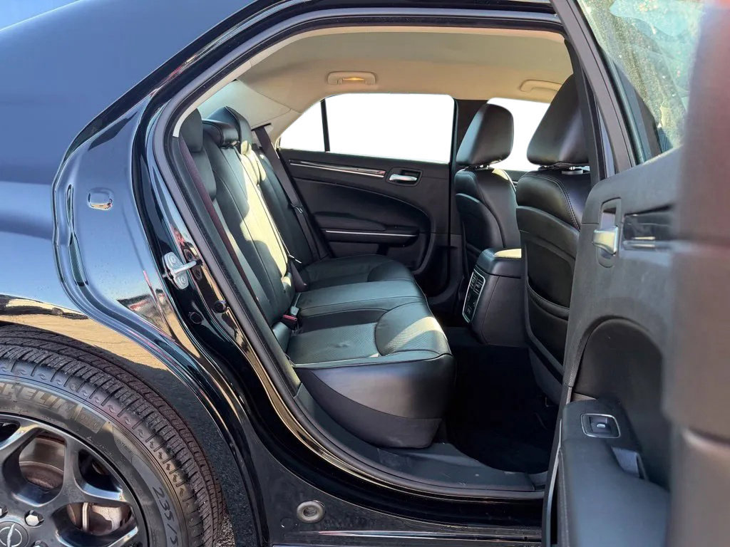 Used 2023 Chrysler 300 Touring L w/ Comfort Group AWD/4WD image 30