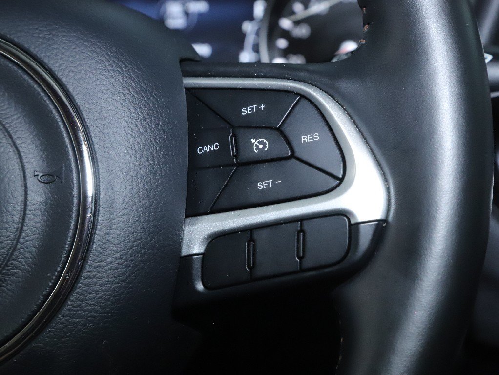 Used 2018 Jeep Compass Limited w/ Safe & Security Group AWD/4WD image 21