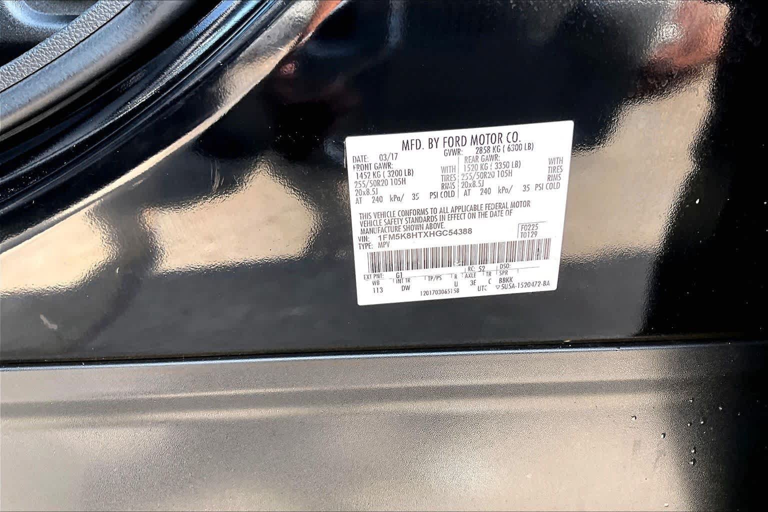 Used 2017 Ford Explorer Platinum AWD/4WD image 35