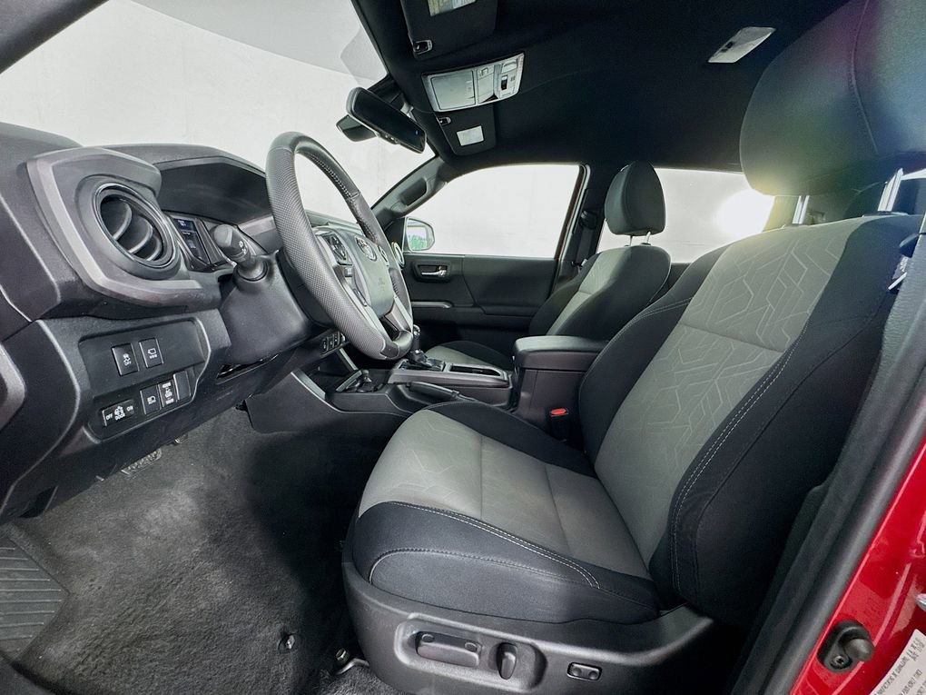Used 2023 Toyota Tacoma TRD Sport image 15