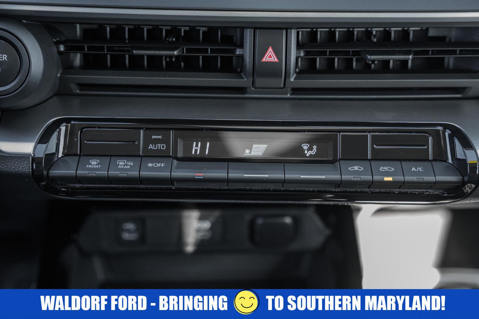 Used 2024 Toyota Prius image 26