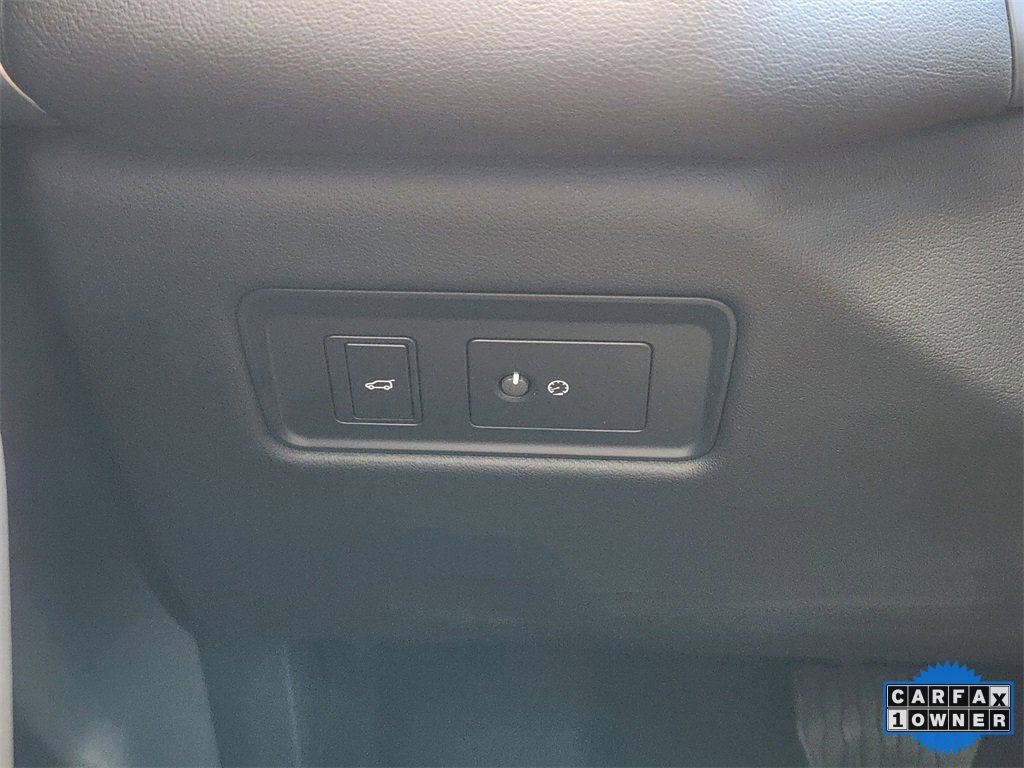 Used 2026 Jaguar F-PACE R-Dynamic S image 24