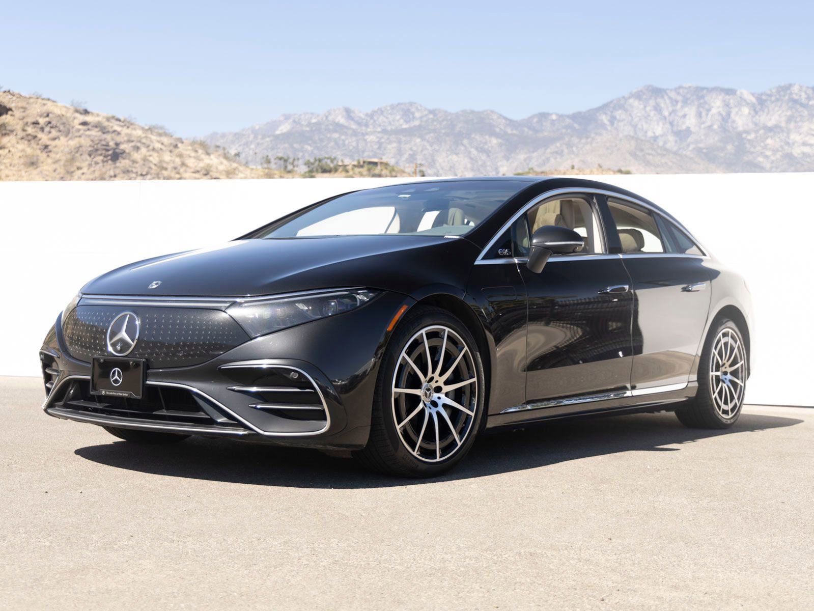 Used 2023 Mercedes-Benz EQS 580 4MATIC Sedan image 1