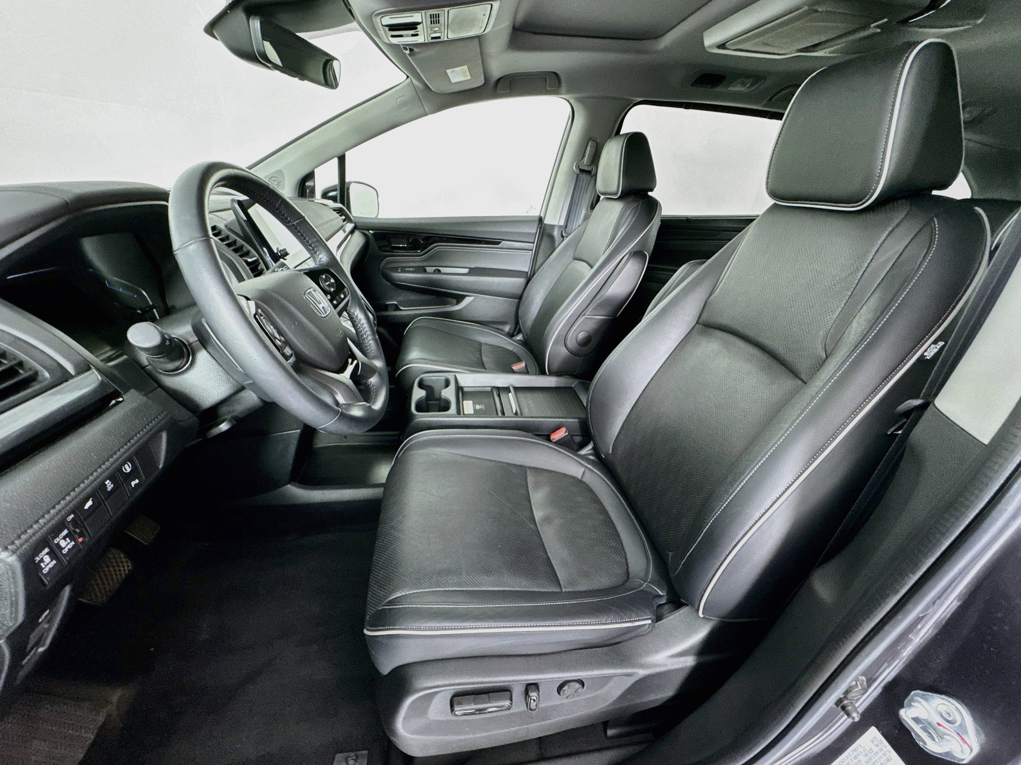 Certified 2023 Honda Odyssey Elite image 21