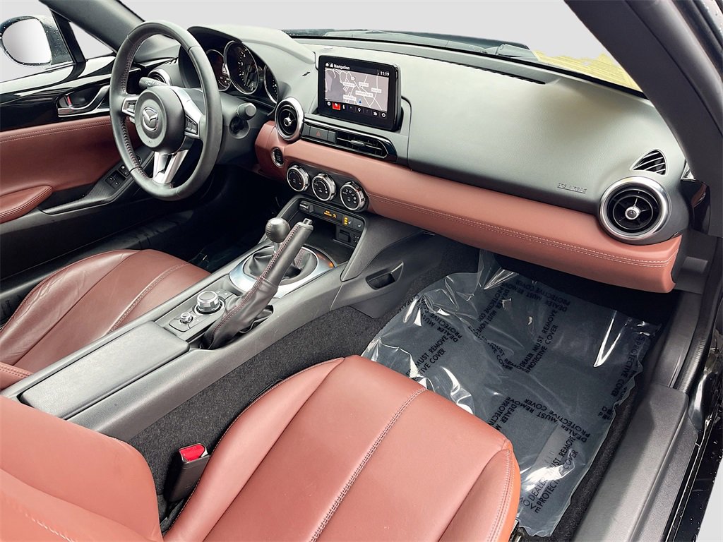 Used 2019 MAZDA MX-5 Miata RF Grand Touring image 27