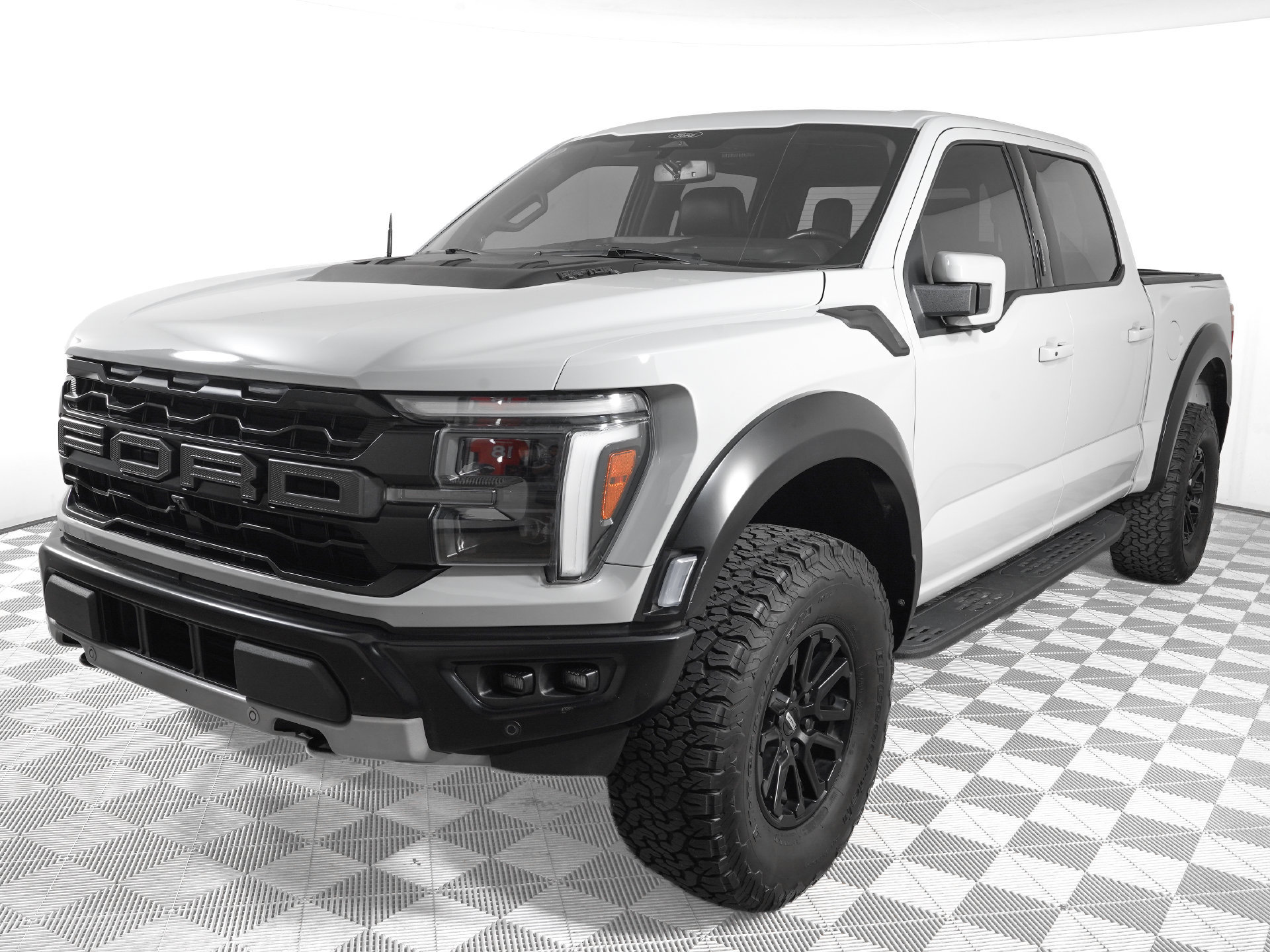 Used 2024 Ford F150 Raptor AWD/4WD image 9