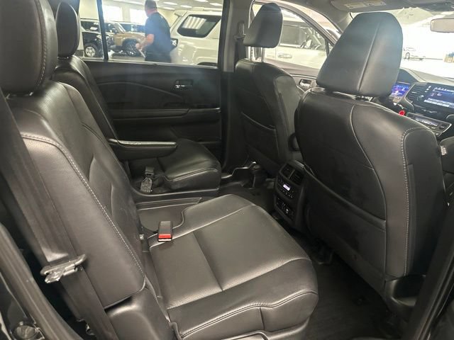 Used 2019 Honda Pilot Elite image 24