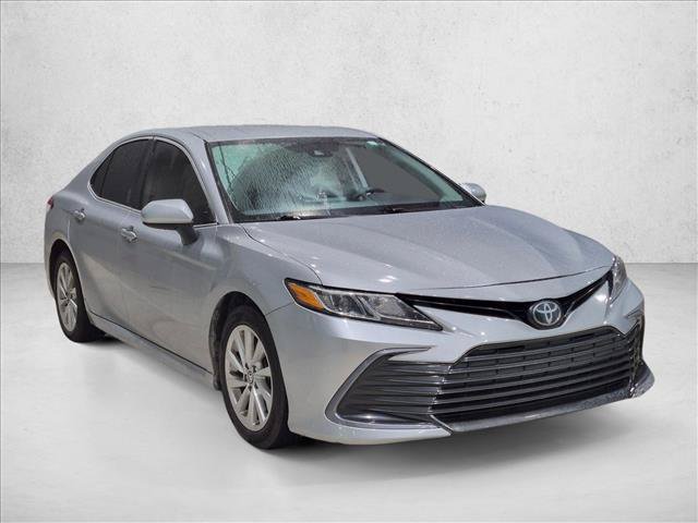 Used 2023 Toyota Camry LE FWD image 3