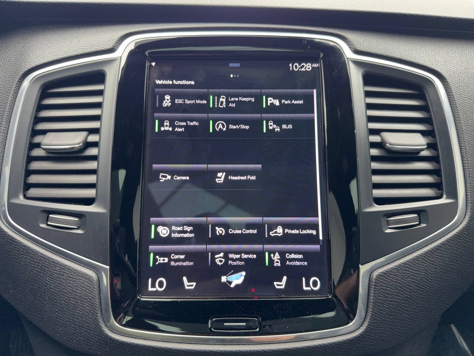Used 2020 Volvo XC90 T6 Momentum w/ Protection Package Premier AWD/4WD image 27