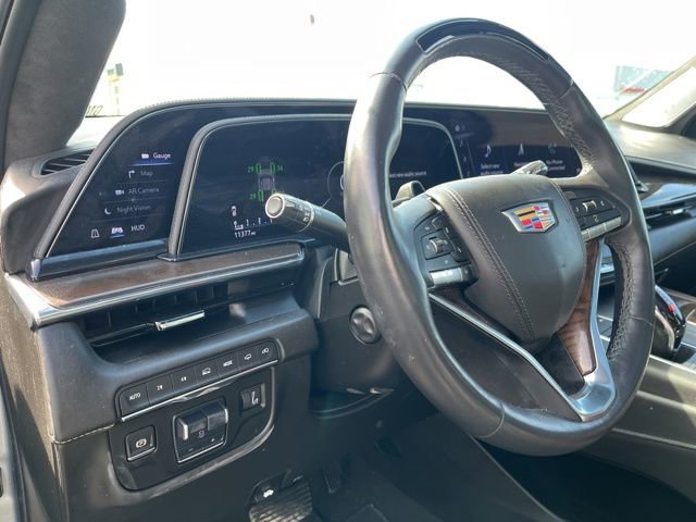 Used 2024 Cadillac Escalade Sport Platinum w/ LPO, ONYX Package image 18