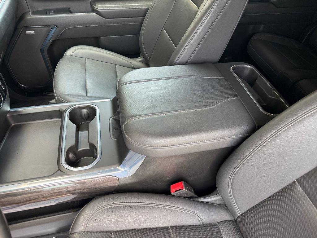 Used 2024 Chevrolet Silverado 2500 LTZ w/ LTZ Premium Package AWD/4WD image 12