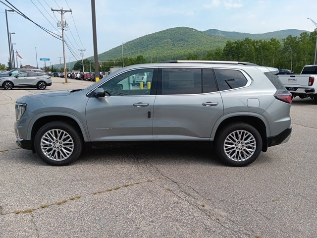 New 2026 GMC Acadia Denali w/ LPO, Floor Liner Package image 4
