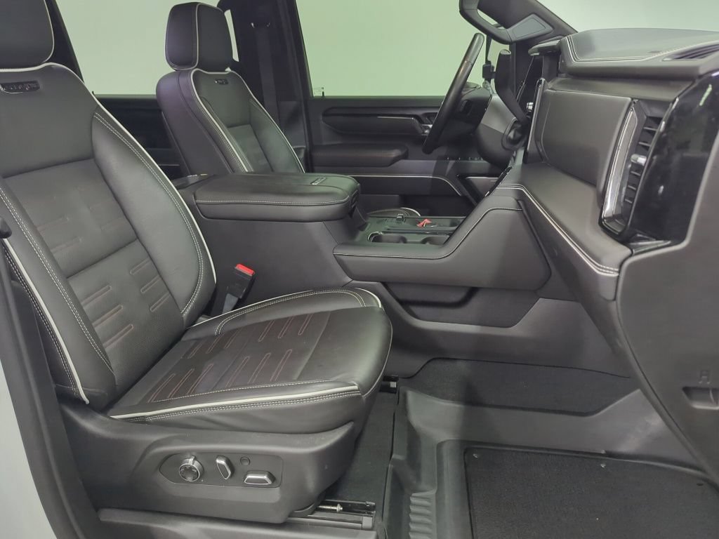 Used 2025 GMC Sierra 2500 AT4X AWD/4WD image 39