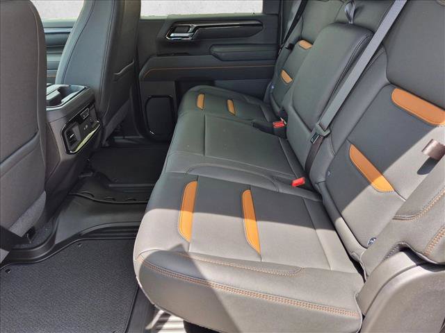 New 2026 GMC Sierra 2500 AT4 w/ AT4 Premium Plus Package AWD/4WD image 13