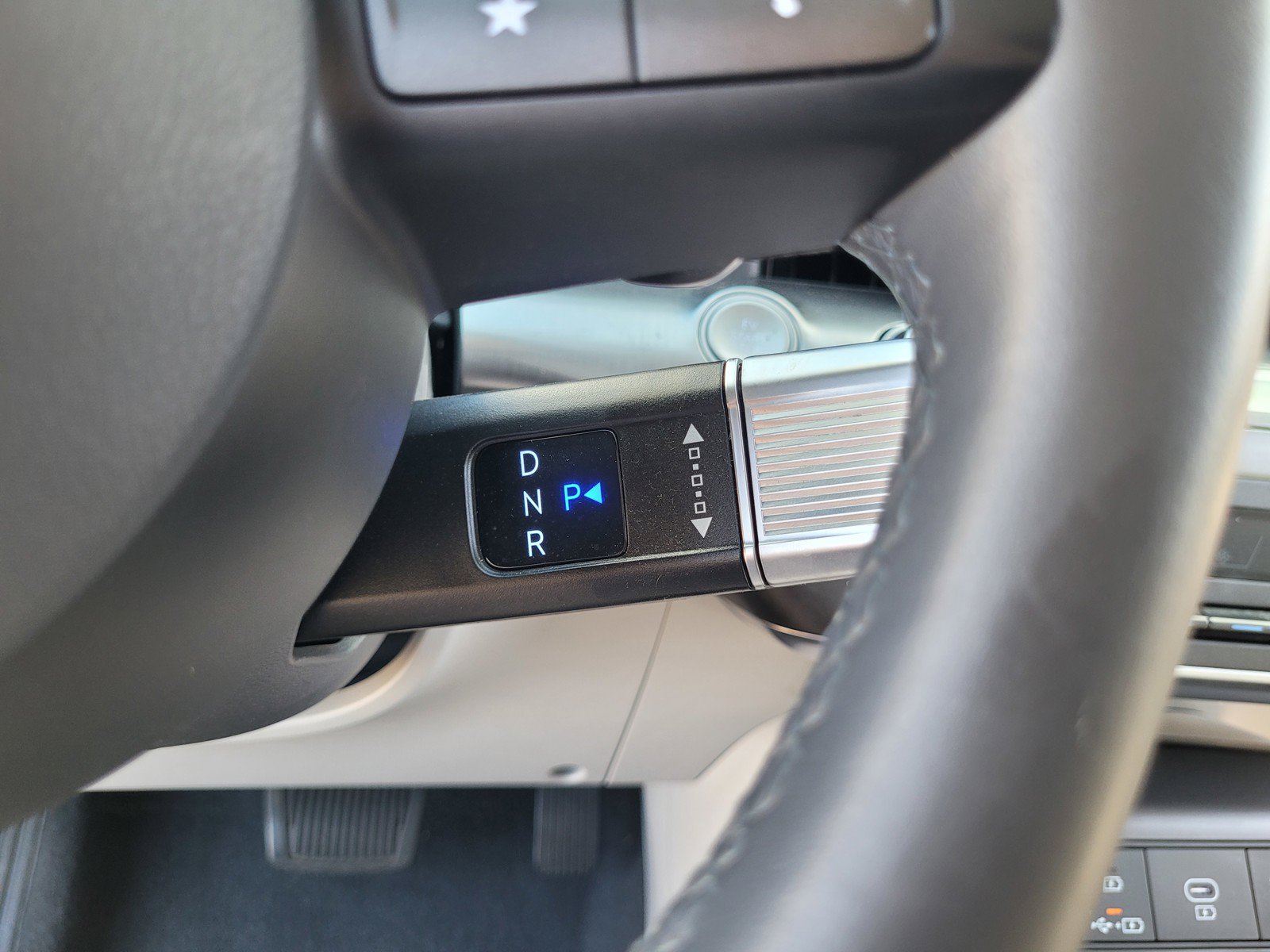 Used 2024 Hyundai Kona SEL FWD image 22