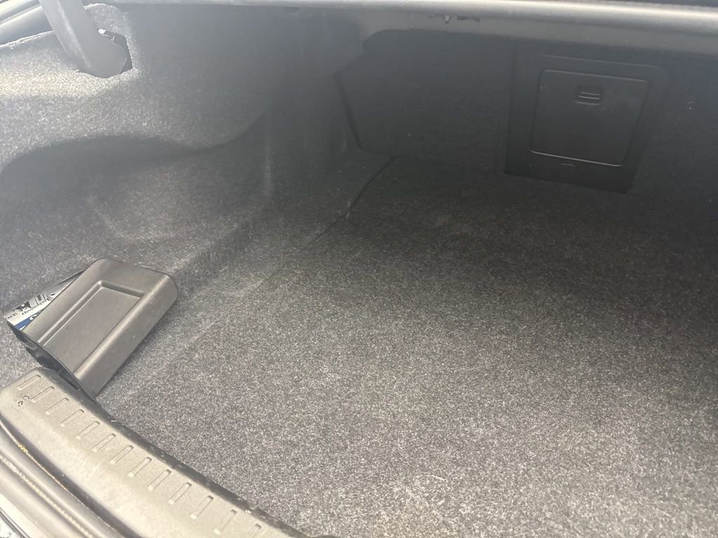 Used 2024 Volvo S60 B5 Core image 37