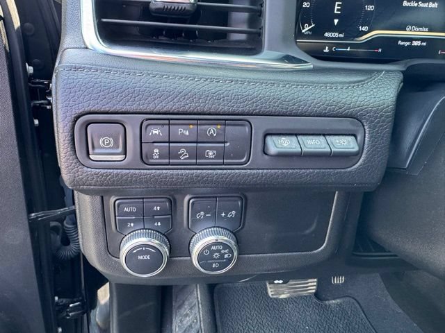 Used 2023 GMC Yukon XL Denali AWD/4WD image 24