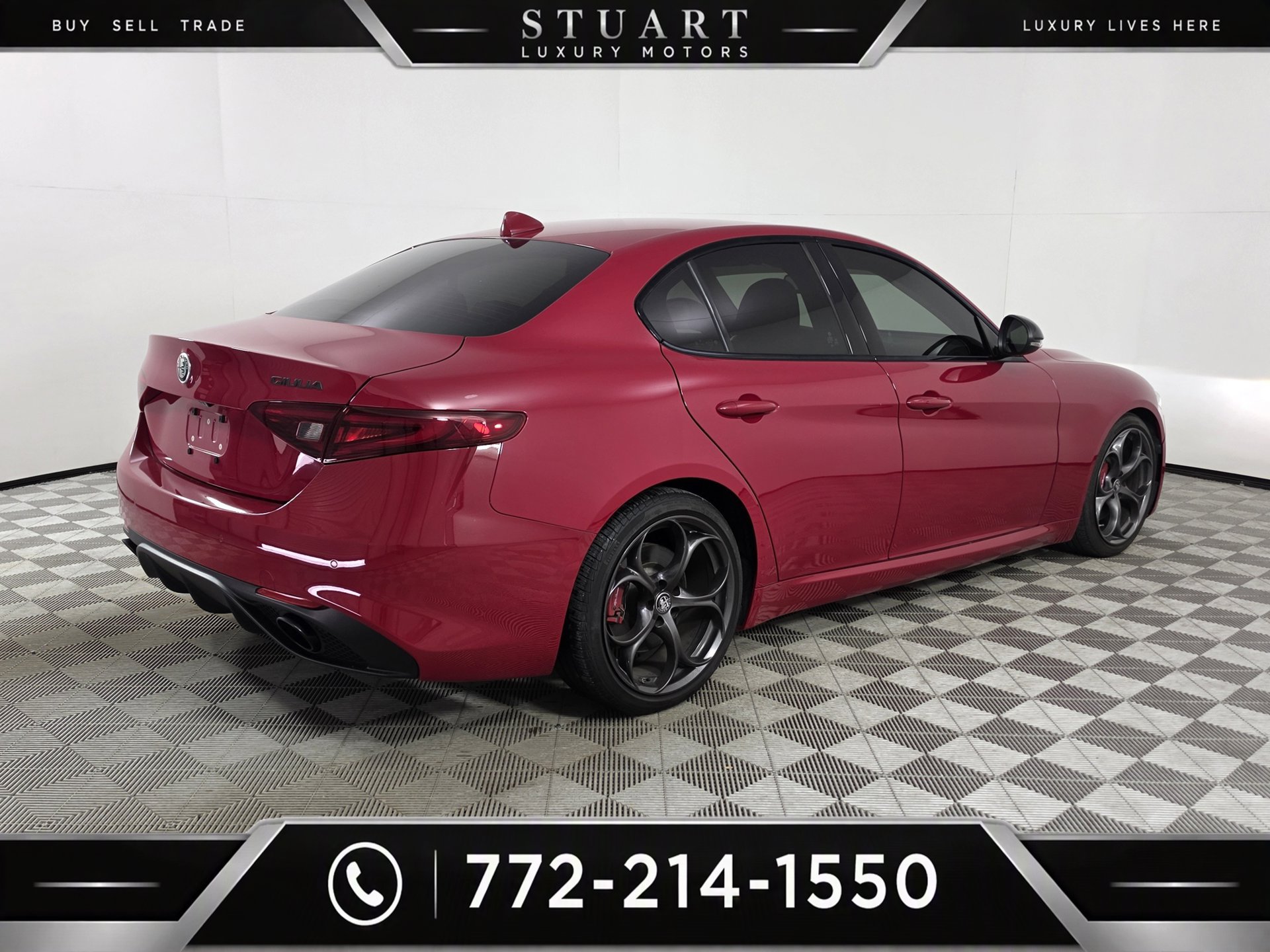 Used 2019 Alfa Romeo Giulia Ti Sport w/ Quick Order Package 22U Sport RWD image 39
