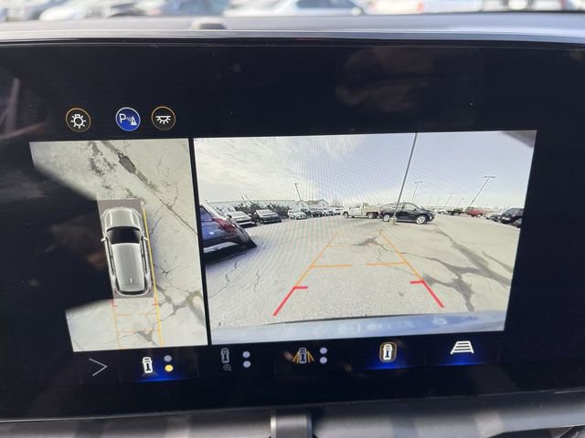 Used 2025 Chevrolet Equinox RS w/ Safety and Technology Package image 17