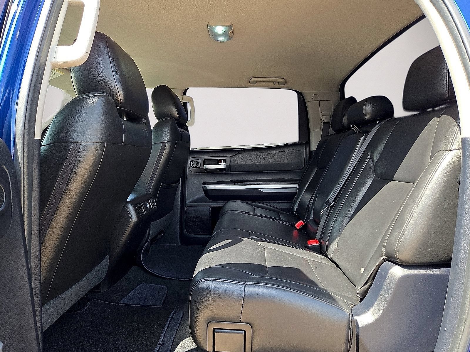 Used 2014 Toyota Tundra SR5 w/ SR5 Upgrade Package RWD image 13
