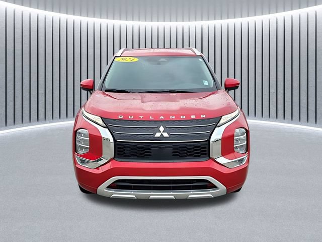 Used 2024 Mitsubishi Outlander SEL FWD image 2