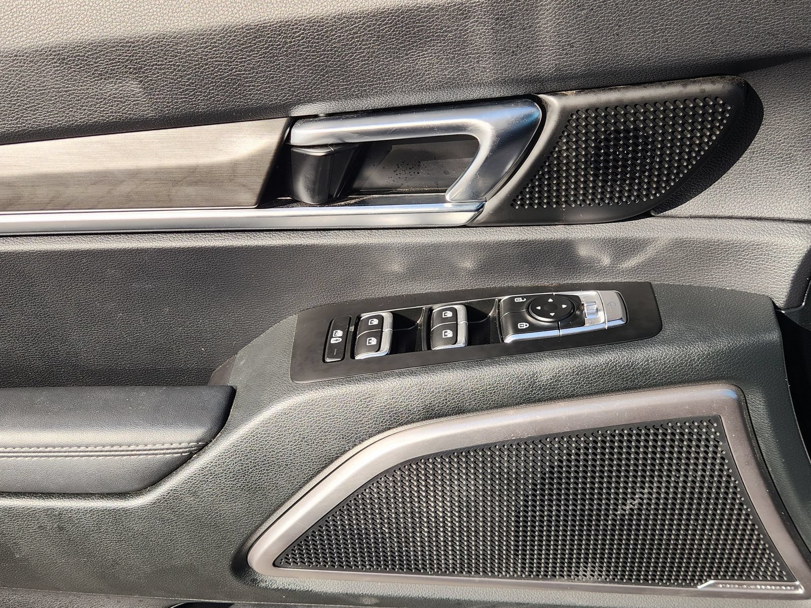 Used 2025 Kia Telluride EX X-Line AWD/4WD image 26